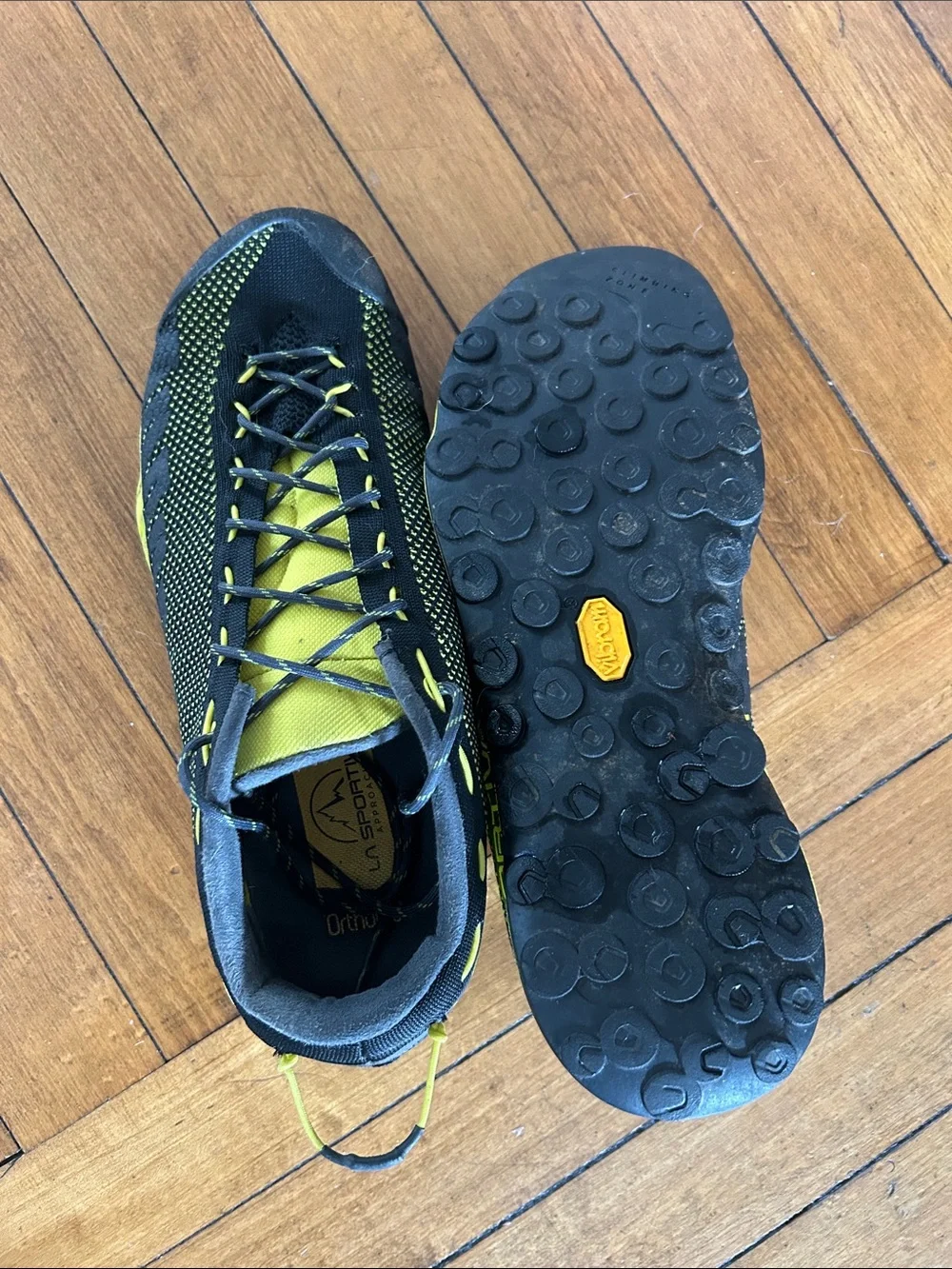 La Sportiva TX2 Men’s Black and Yellow Approach Shoes